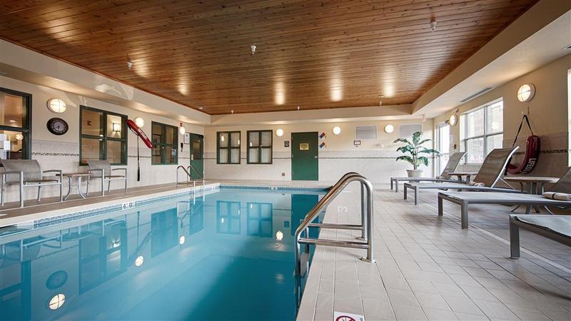 Heritage Hotel And Suites Dickinson Eksteriør billede